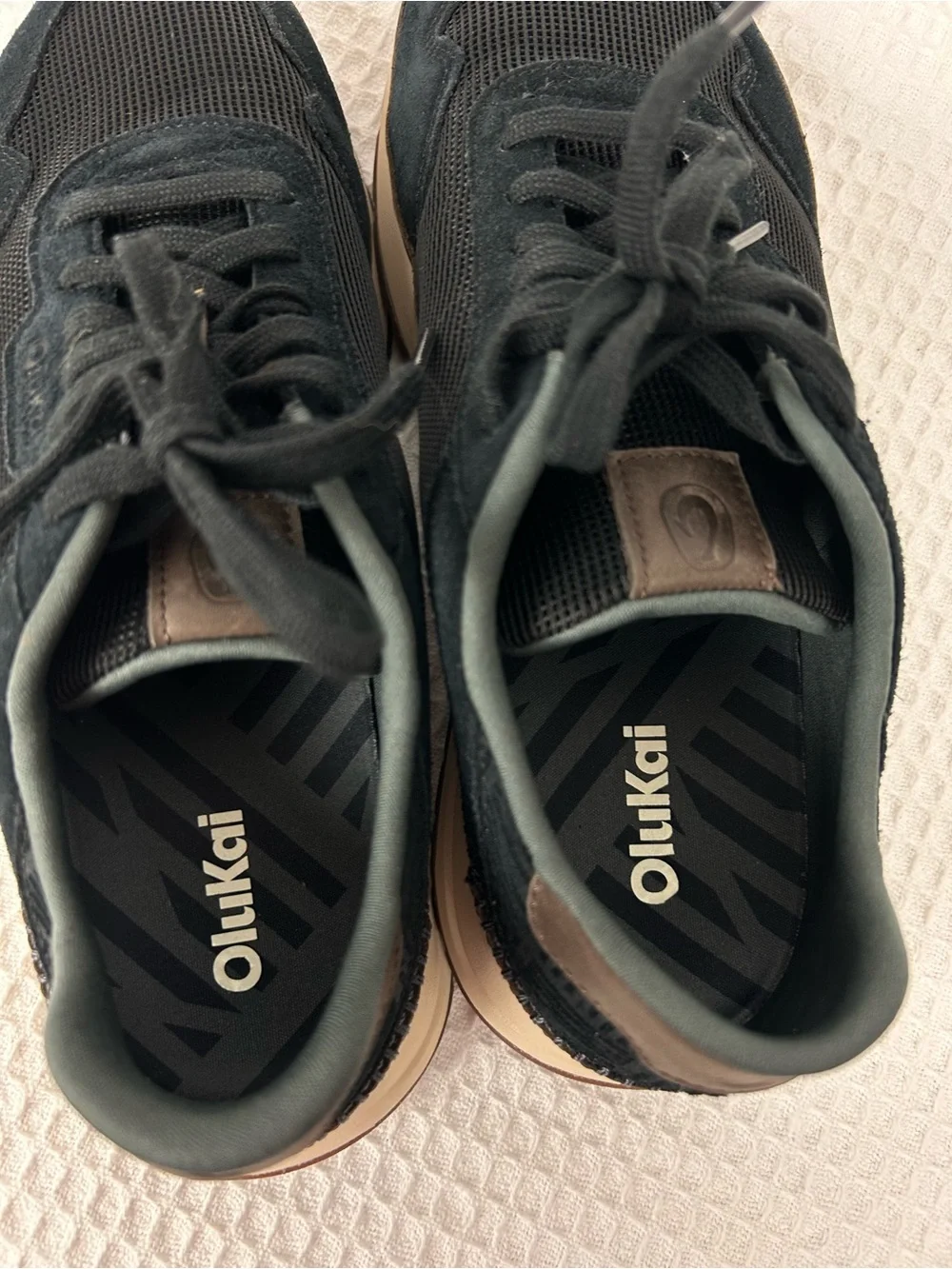OluKai brand style